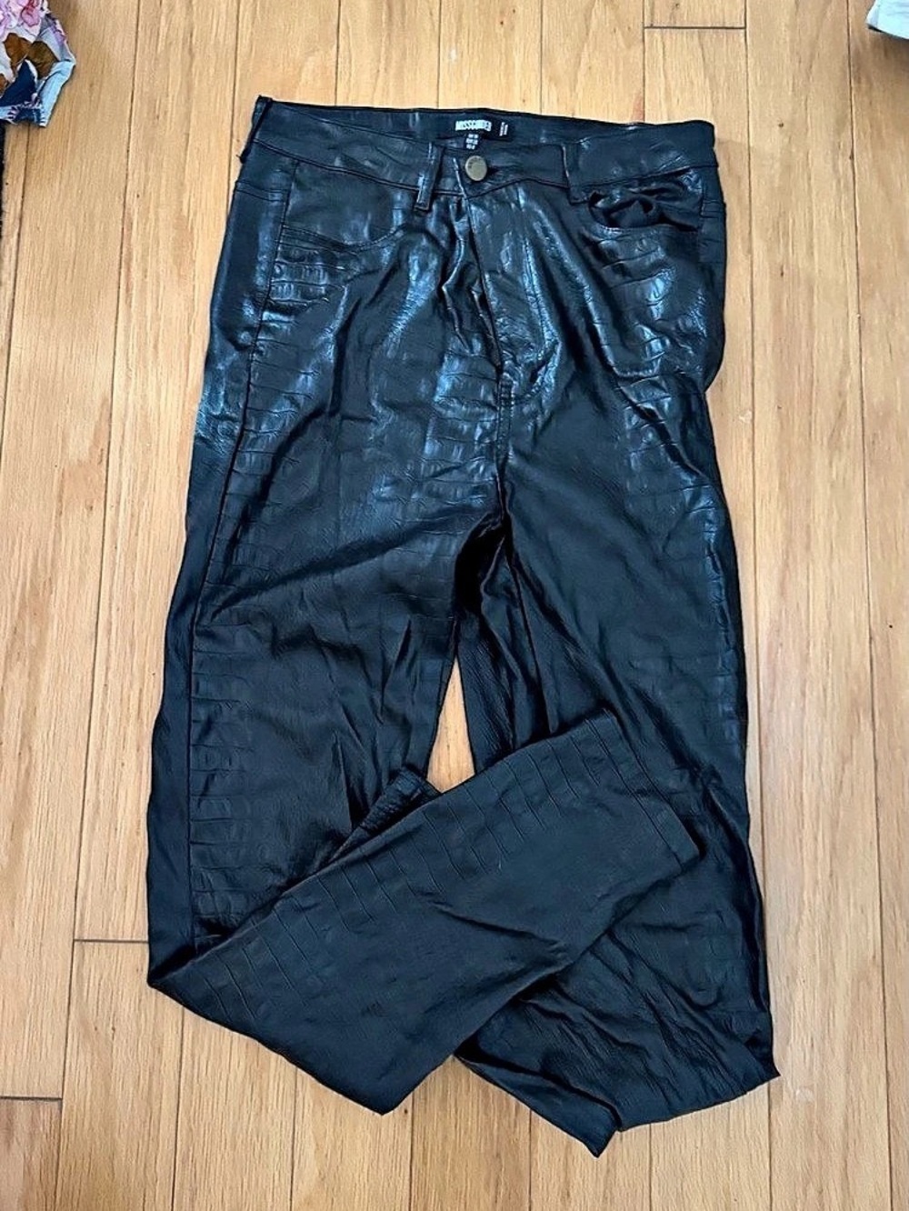 Missguided Faux Croc Trouser in Black Faux Leather Skinny Pants Black Size 4